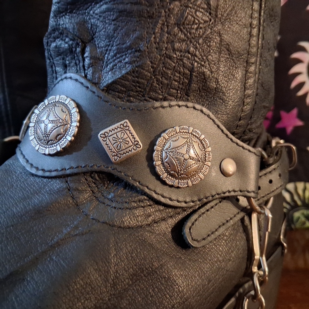 Dingo Suiter Black Leather Boots Chain Concho Collar Metal Tip Size 11 EW Mens - Picture 10 of 13